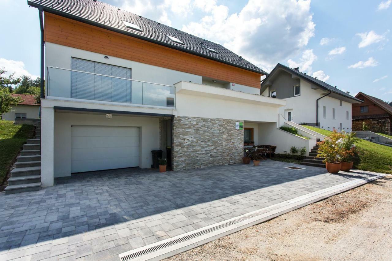 Apartments Domovoj Medvode Ngoại thất bức ảnh